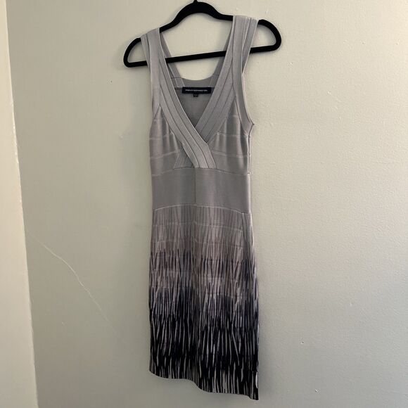 FRENCH CONNECTION Futuristic Knit Fitted Bodycon Bandage Dress, Silver- Size 6 - Picture 4 of 10